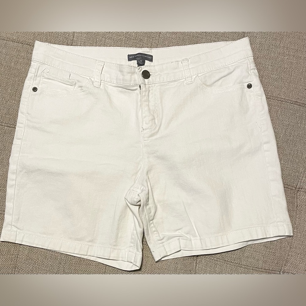 New York & Company shorts